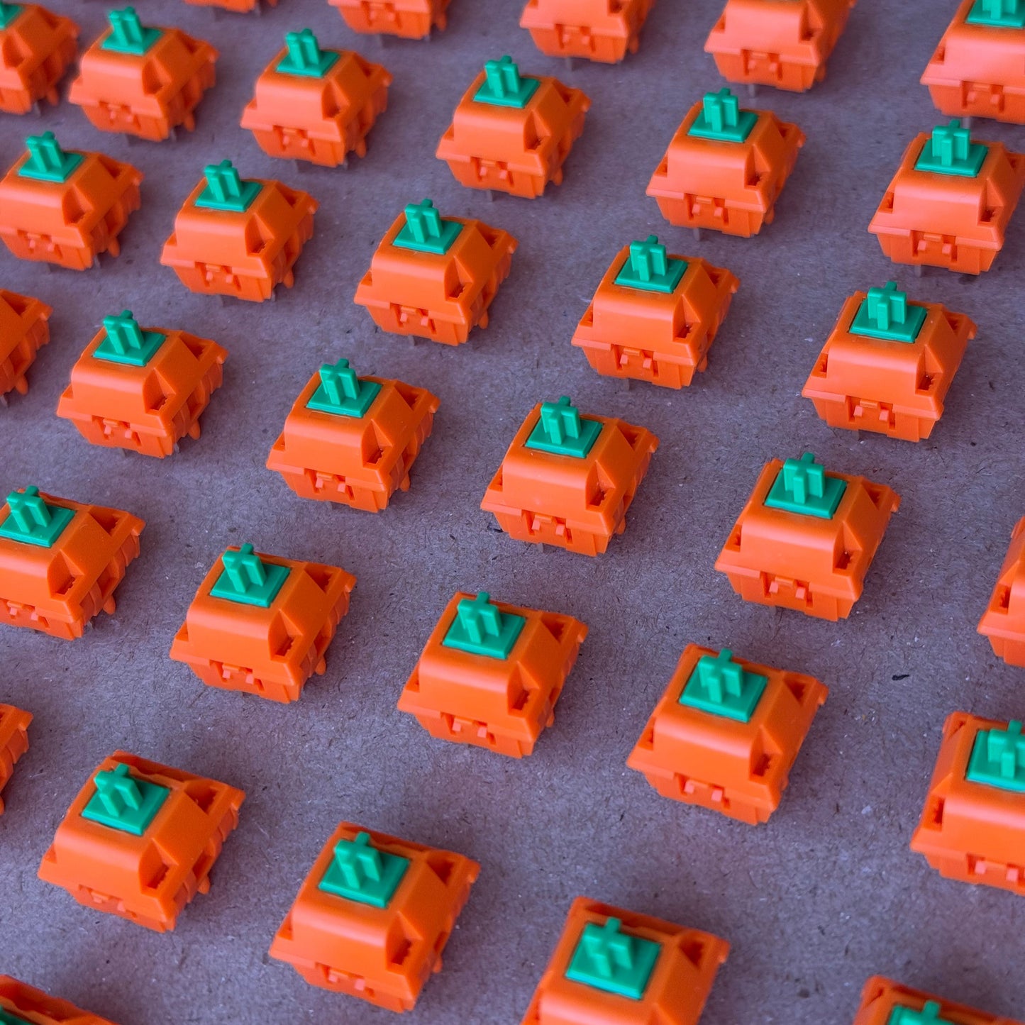 Sharkeys x KeyGeek POMkin Switch